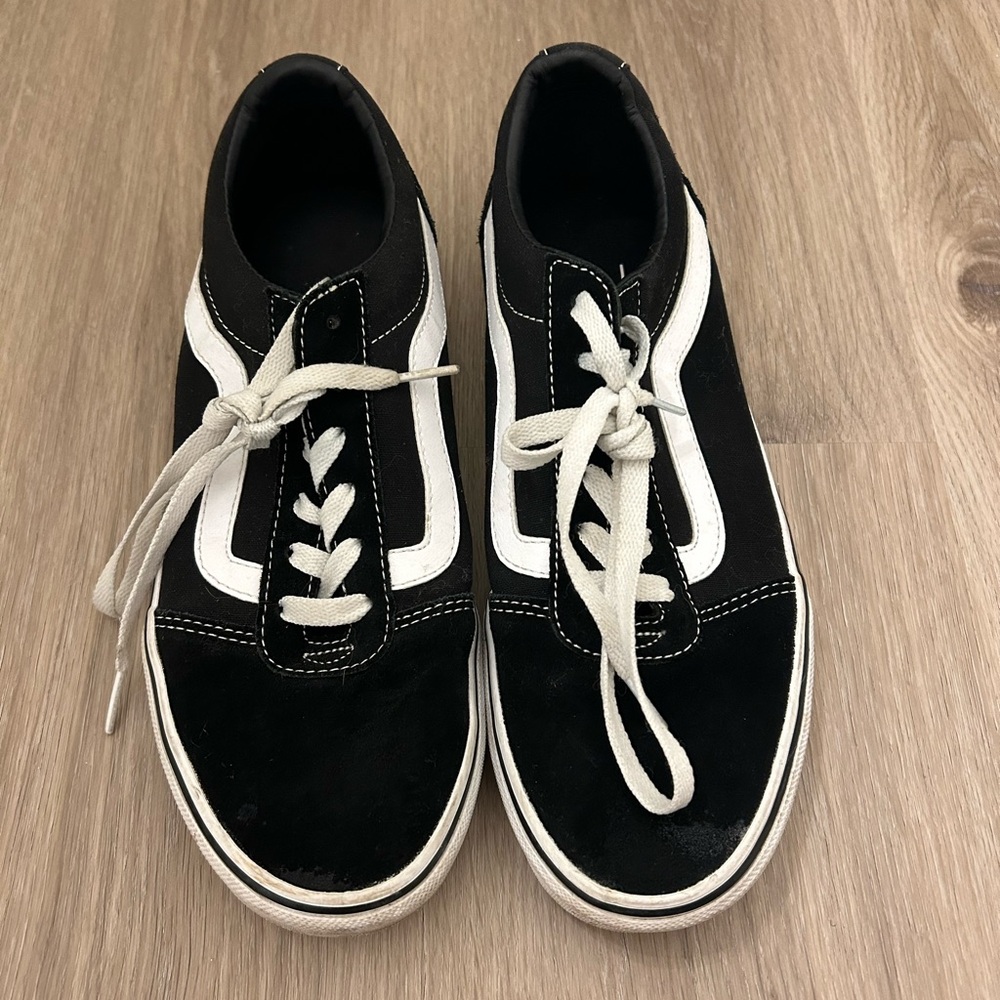 Like new VANS Women’s 9.5